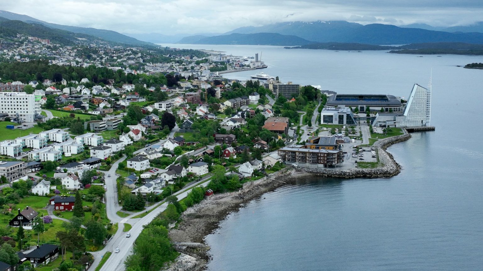 best-things-to-do-in-molde-a-local-s-guide-to-norway-s-rose-city